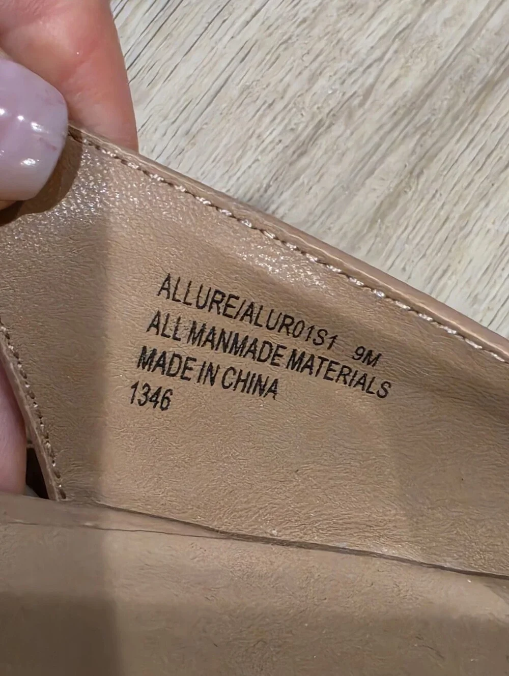 Steve Madden Allure Two-Tone Cap Toe Slingback Flats Nude Black Size 9